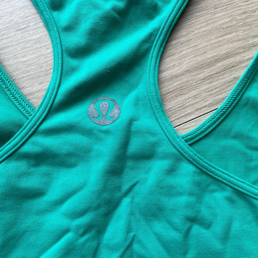 Lululemon green athletic tank Sz XS